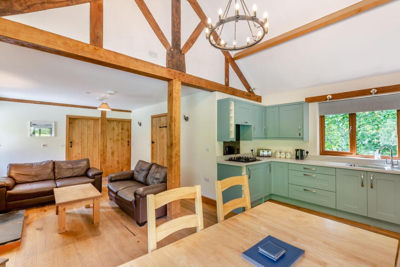 Ploony Hill Lodge Bleddfa 外观 照片